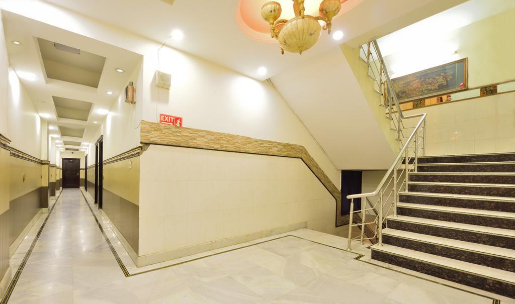 Centra Inn Neu-Delhi Exterior foto