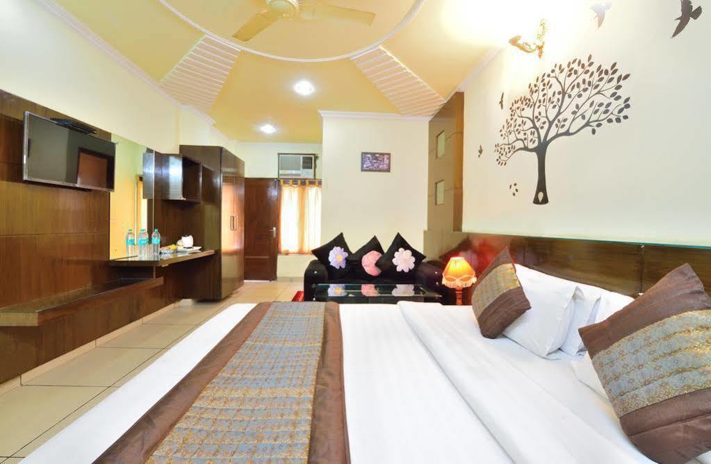 Centra Inn Neu-Delhi Exterior foto