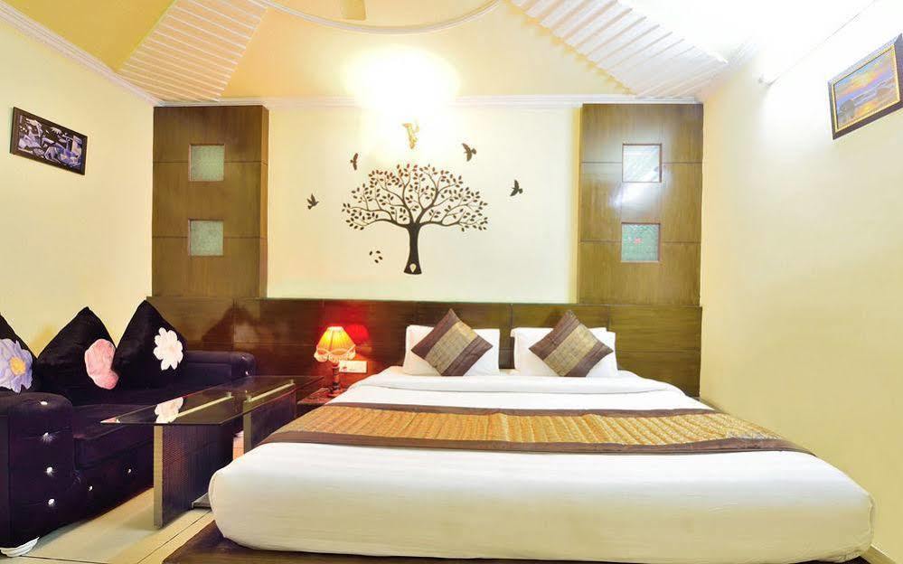 Centra Inn Neu-Delhi Exterior foto