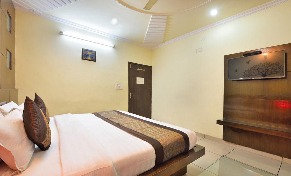 Centra Inn Neu-Delhi Exterior foto